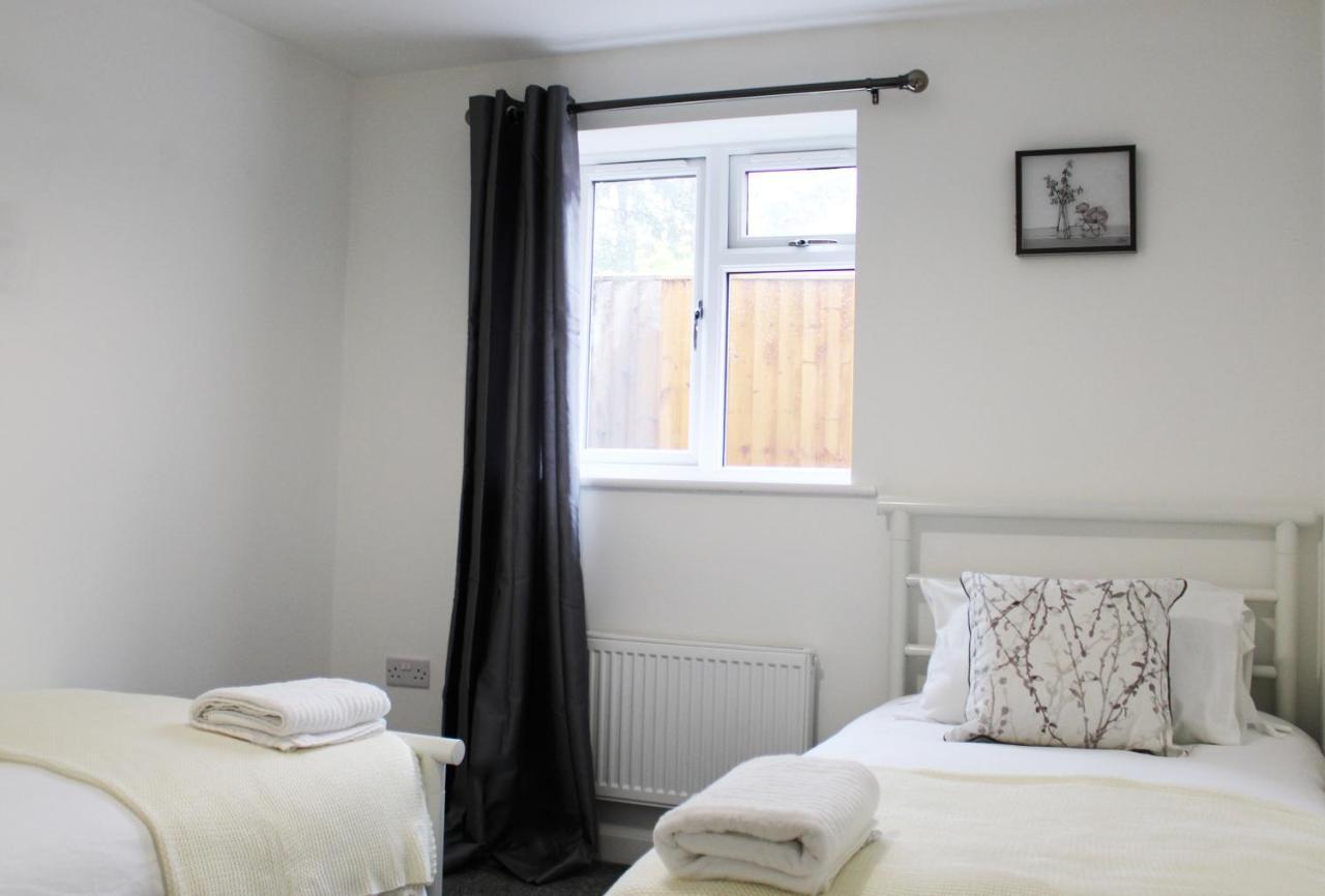 Didcot - Private Flat With Garden & Parking 08 Apartamento Exterior foto